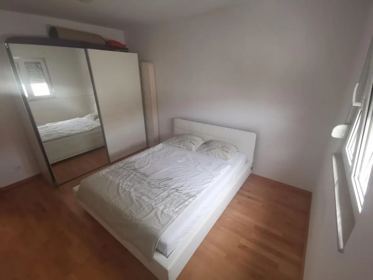 Apartment Iris Trogir Croatia